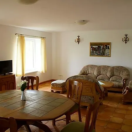 Rodzinne Lodge
